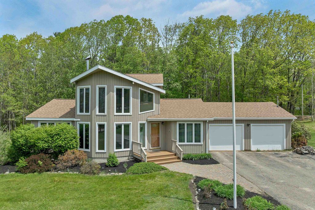 4 Birch Ledge Road, Meredith, NH 03253