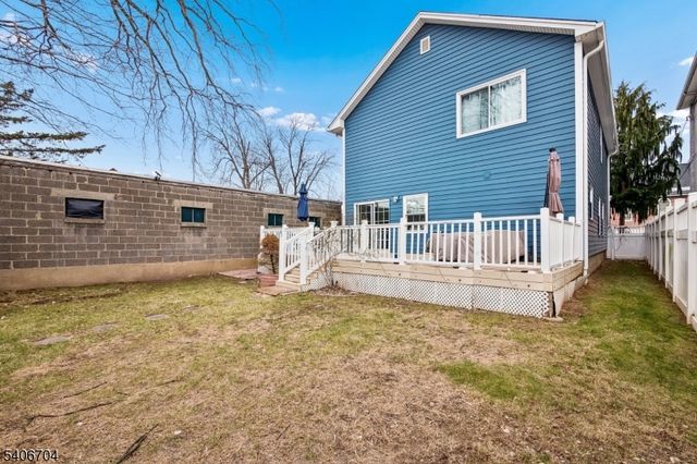 111 Todd Pl, Linden City, NJ 07036