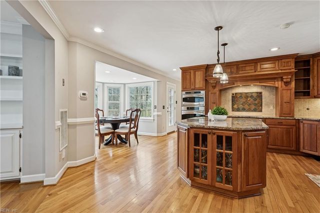 32 Hampton KY, Williamsburg, VA 23185