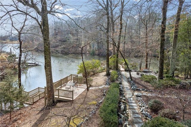 32 Hampton KY, Williamsburg, VA 23185