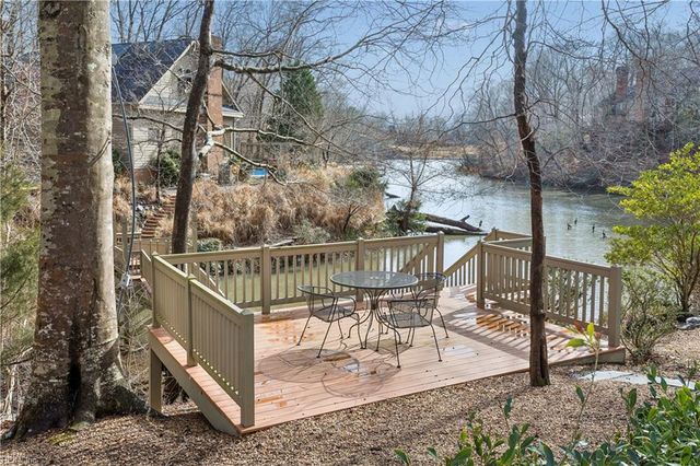 32 Hampton KY, Williamsburg, VA 23185