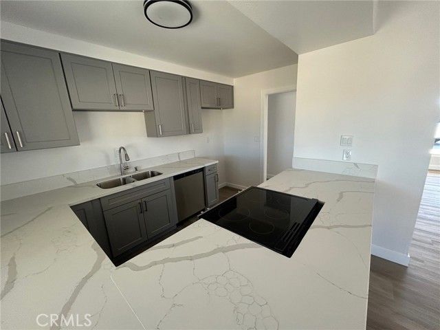 20916 Thunderbird, Apple Valley, CA 92307