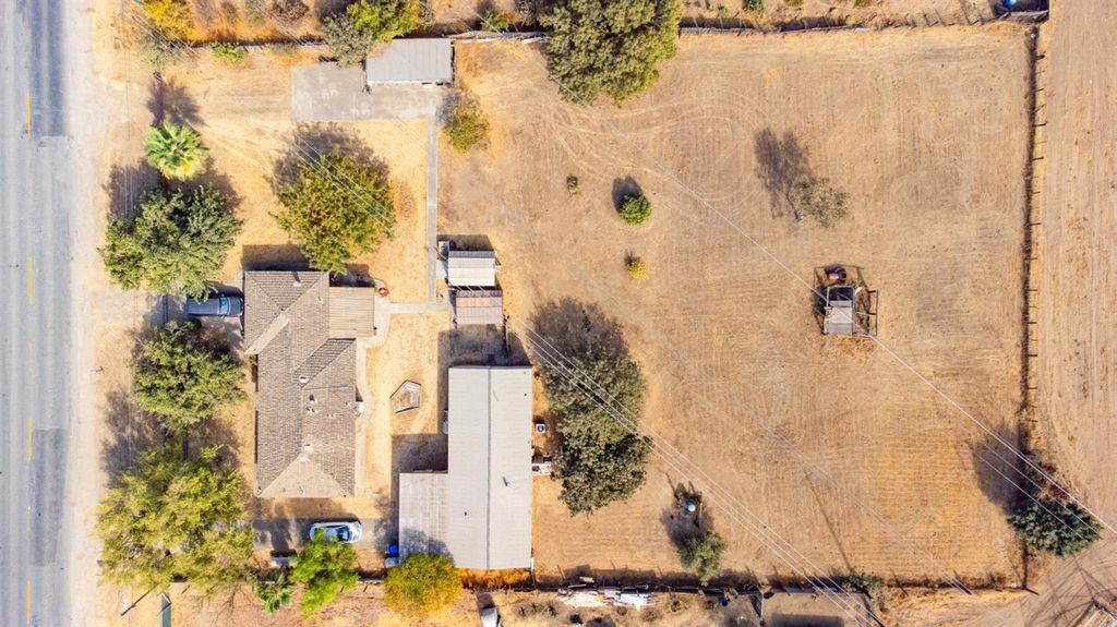 Image 2 of property listing at 16305 Road 28, Madera, CA 93638