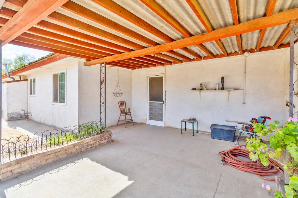 Image 22 of property listing at 16305 Road 28, Madera, CA 93638