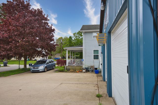 28 CHESTNUT Street, Girard, PA 16417