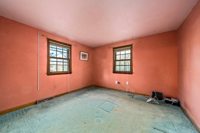 15 Forest St, Plympton, MA 02367