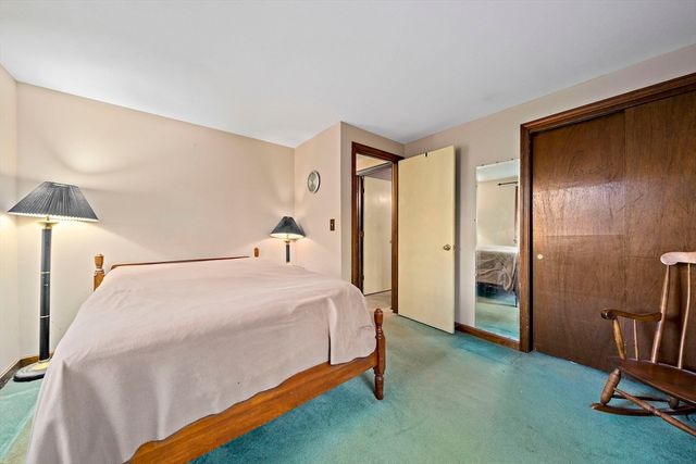 15 Forest St, Plympton, MA 02367