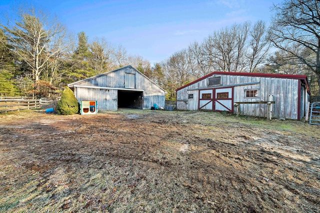 15 Forest St, Plympton, MA 02367