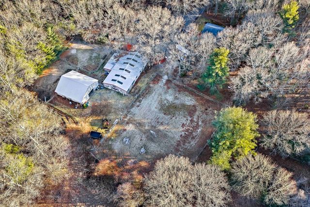 15 Forest St, Plympton, MA 02367