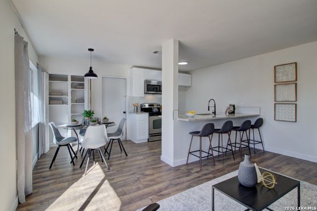 4566 LOS RANCHITOS ST, San Antonio, TX 78233