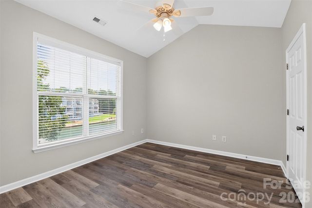 18736 Nautical Drive 301, Cornelius, NC 28031
