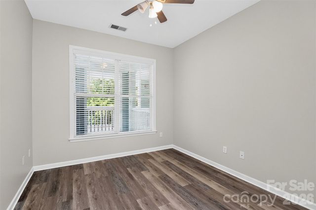 18736 Nautical Drive 301, Cornelius, NC 28031