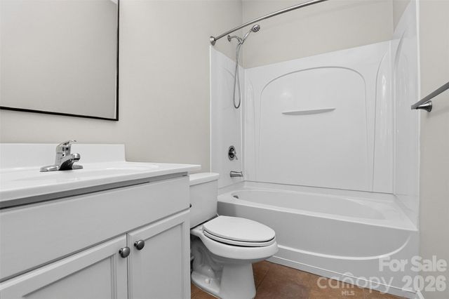 18736 Nautical Drive 301, Cornelius, NC 28031