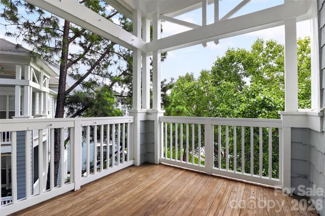 18736 Nautical Drive 301, Cornelius, NC 28031