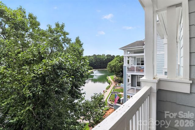 18736 Nautical Drive 301, Cornelius, NC 28031