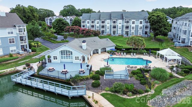 18736 Nautical Drive 301, Cornelius, NC 28031