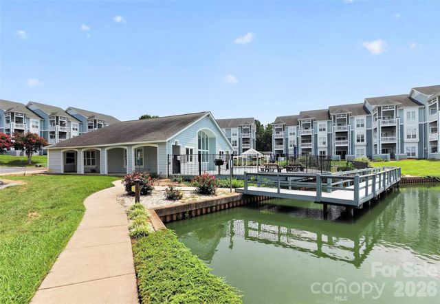18736 Nautical Drive 301, Cornelius, NC 28031