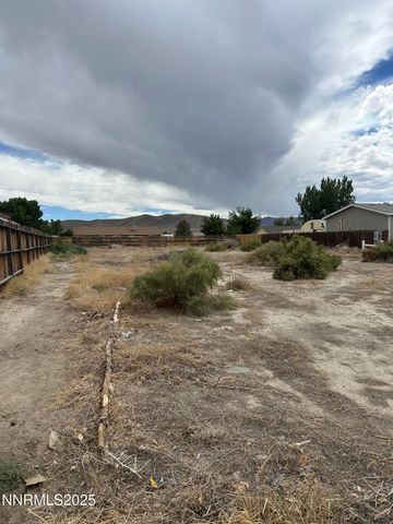 675 Warren Way, Fernley, NV 89408