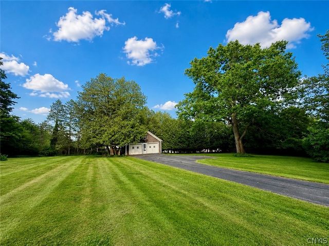 60 Sullivan Street, Cazenovia, NY 13035