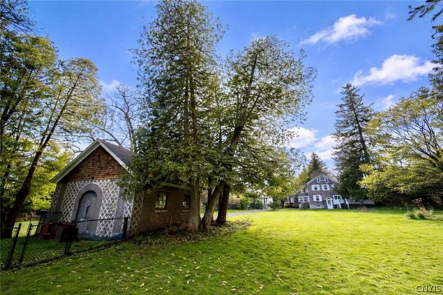 60 Sullivan Street, Cazenovia, NY 13035