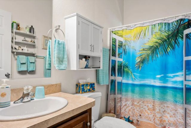 525 W El Norte Parkway 75, Escondido, CA 92026