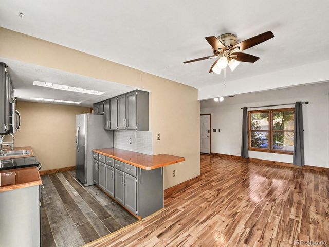 928 Torrey Pine Place, Loveland, CO 80538