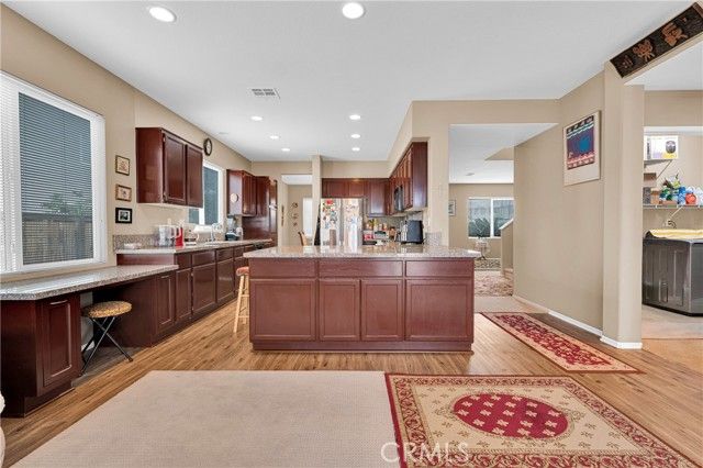 11196 Charleston, Adelanto, CA 92301