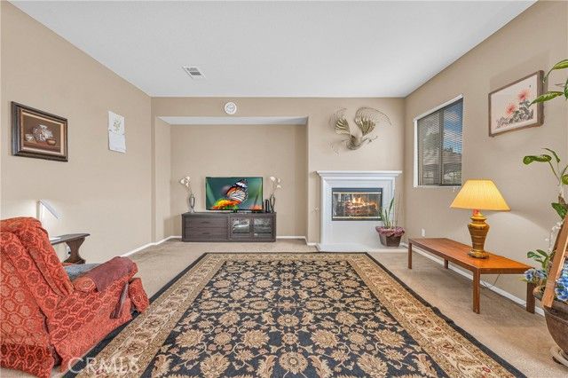 11196 Charleston, Adelanto, CA 92301