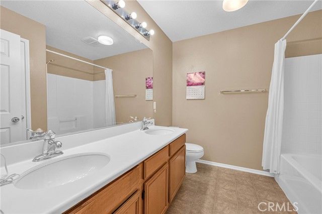 11196 Charleston, Adelanto, CA 92301