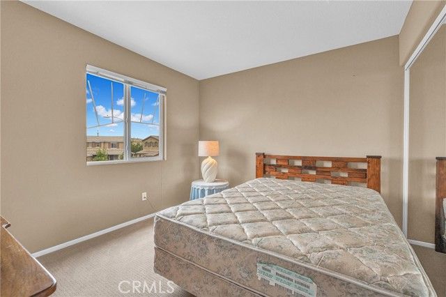 11196 Charleston, Adelanto, CA 92301