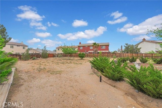 11196 Charleston, Adelanto, CA 92301