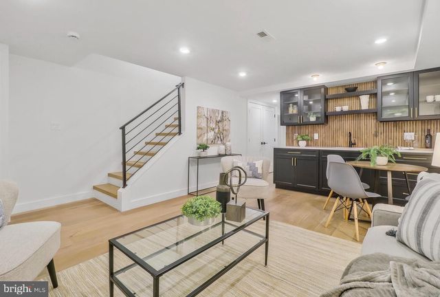 332 17TH PLACE, Washington, DC 20002