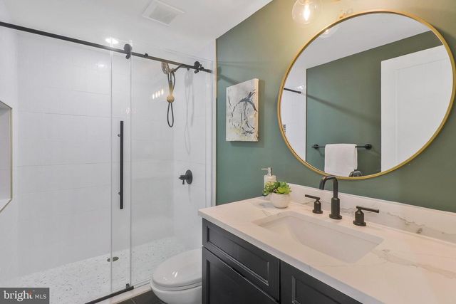 332 17TH PLACE, Washington, DC 20002