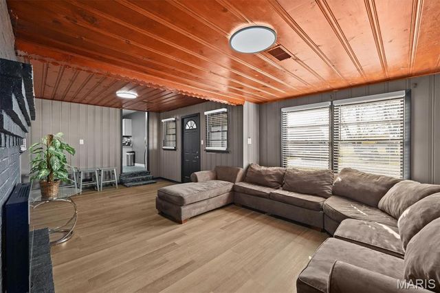 4247 State Route 162, Granite City, IL 62040