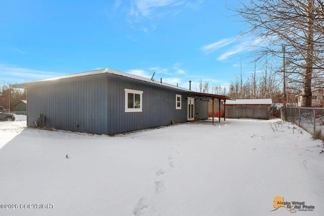 810 W Edinborough Drive, Palmer, AK 99645