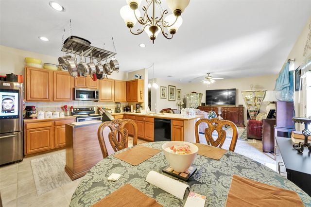 5121 Breeze Hollow Court, Fort Worth, TX 76179