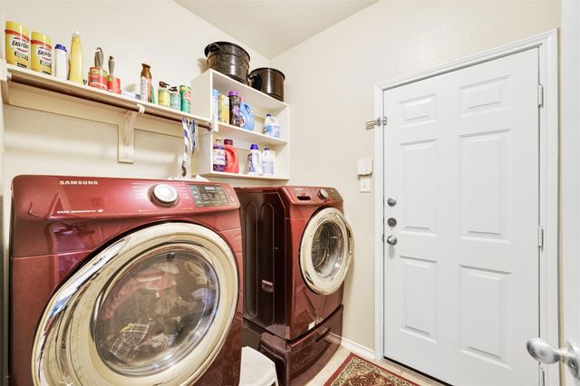 5121 Breeze Hollow Court, Fort Worth, TX 76179