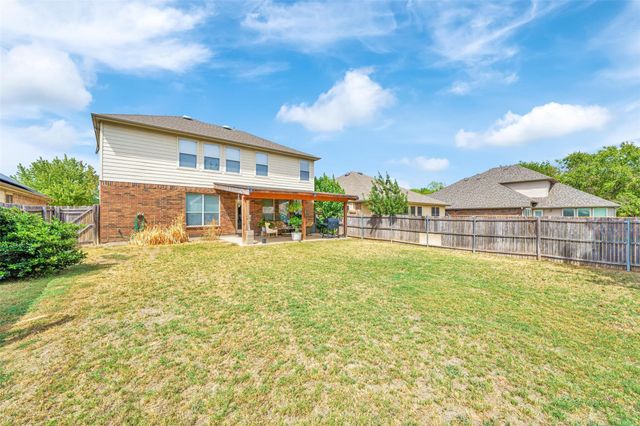 5121 Breeze Hollow Court, Fort Worth, TX 76179