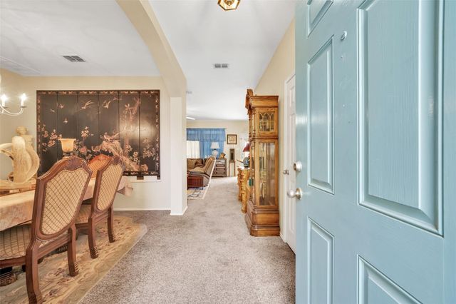 5121 Breeze Hollow Court, Fort Worth, TX 76179