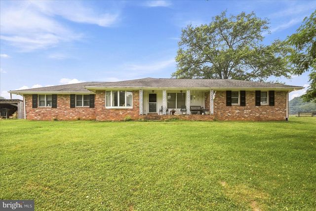 38855 SHOEMAKER LN, Lovettsville, VA 20180