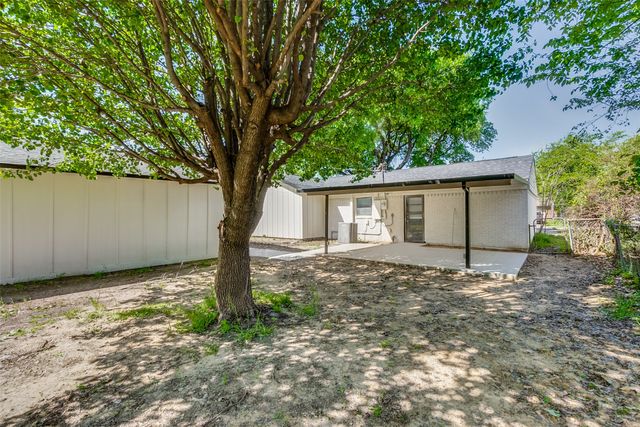 4228 Motley Drive, Mesquite, TX 75150