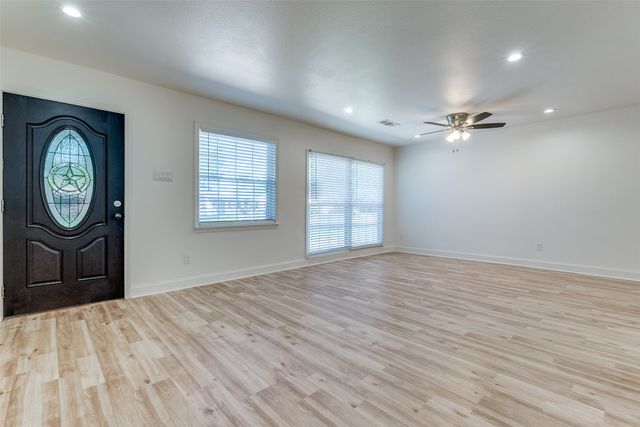 4228 Motley Drive, Mesquite, TX 75150