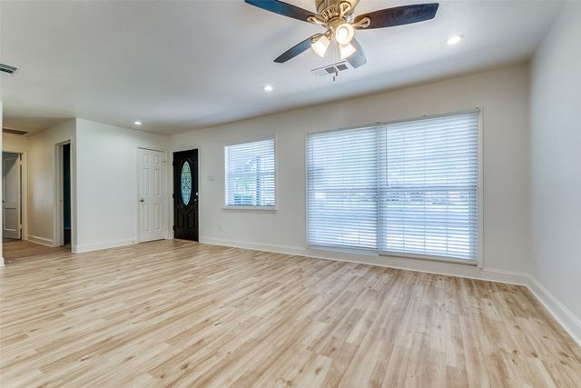 4228 Motley Drive, Mesquite, TX 75150