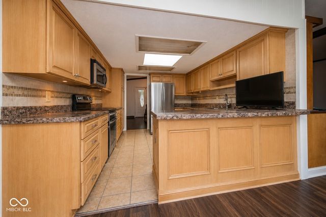2229 W 60th Street, Indianapolis, IN 46228