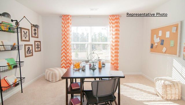 139 Pecan Grove Lane, Statesville, NC 28677