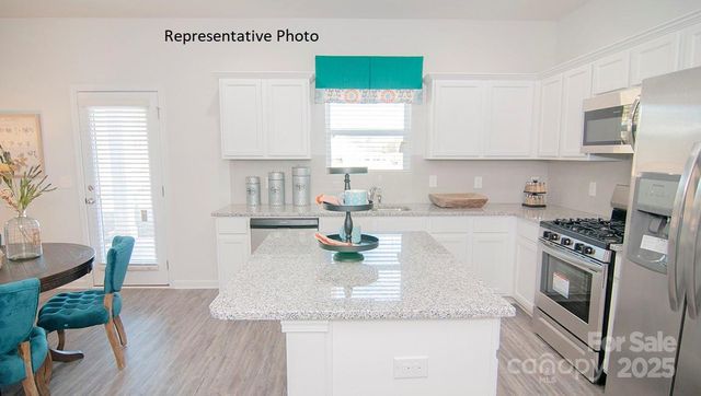 139 Pecan Grove Lane, Statesville, NC 28677