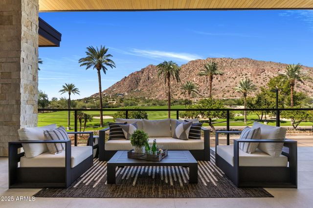 4575 N PHOENICIAN Boulevard 2, Scottsdale, AZ 85251