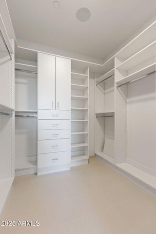 4575 N PHOENICIAN Boulevard 2, Scottsdale, AZ 85251