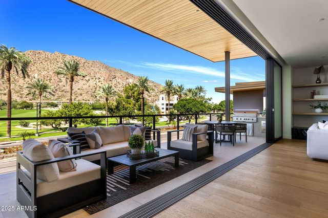 4575 N PHOENICIAN Boulevard 2, Scottsdale, AZ 85251