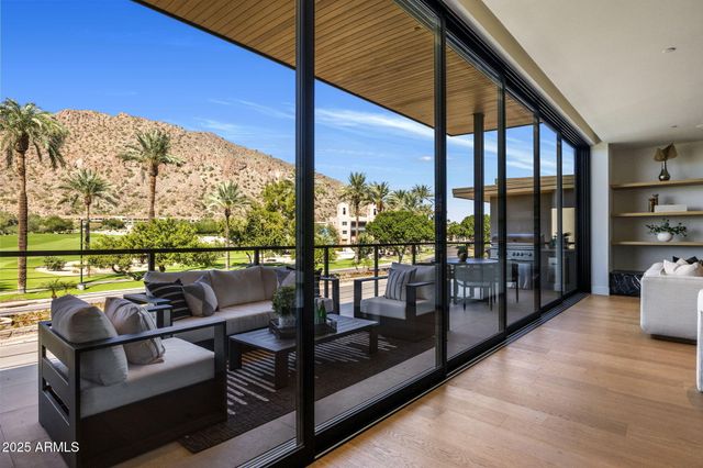 4575 N PHOENICIAN Boulevard 2, Scottsdale, AZ 85251